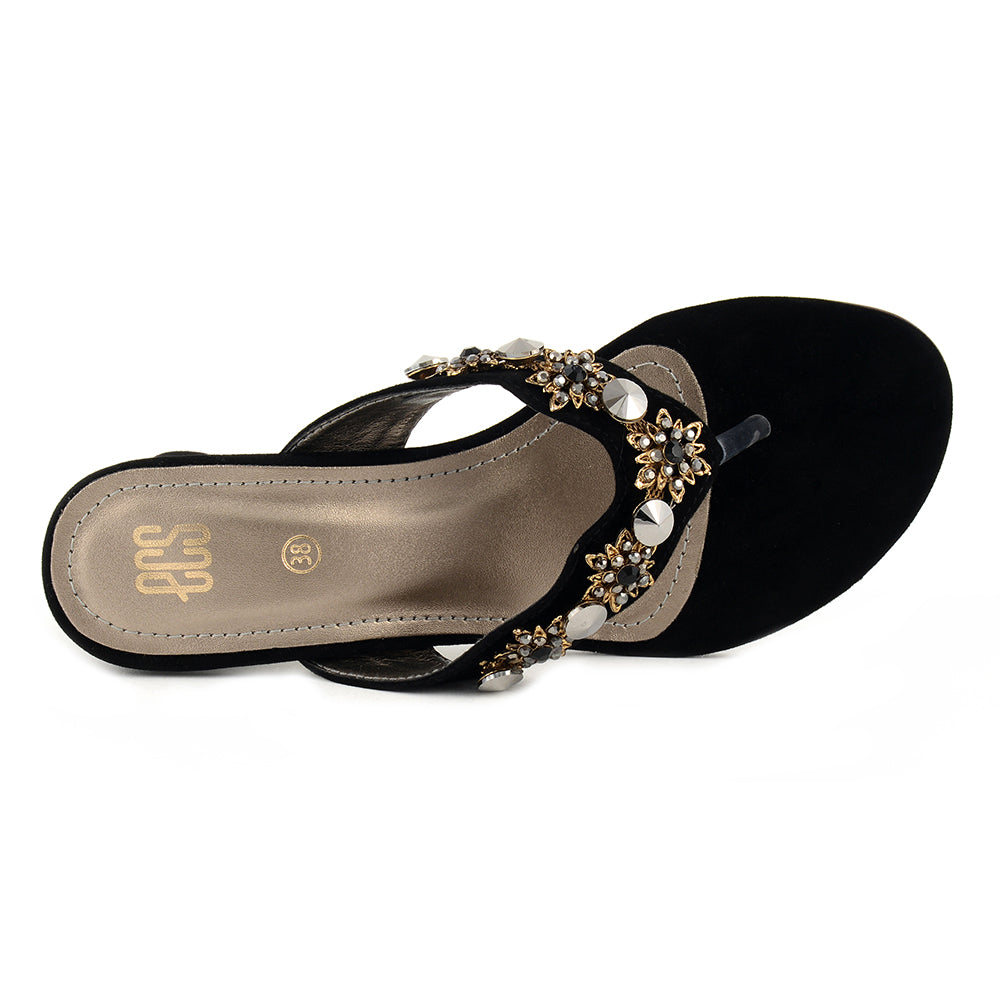 Splendiferous Chappals