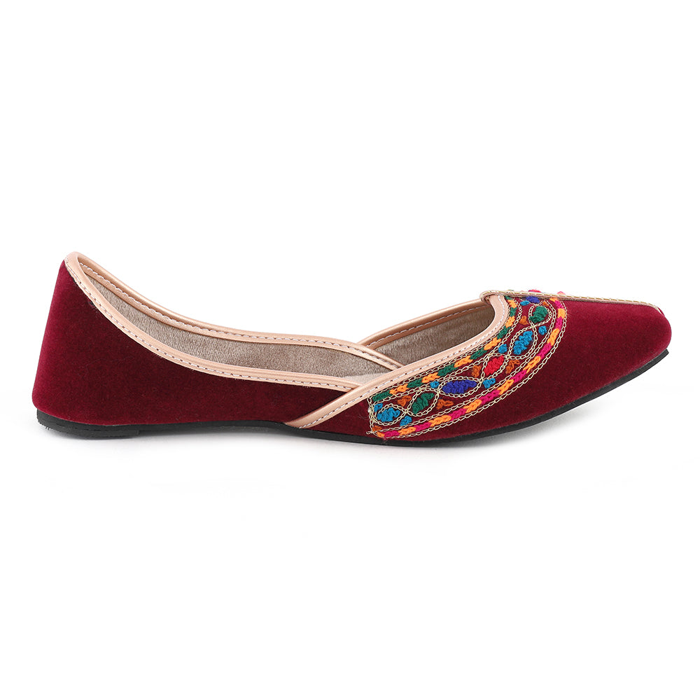 Embroidered Lush Khusa