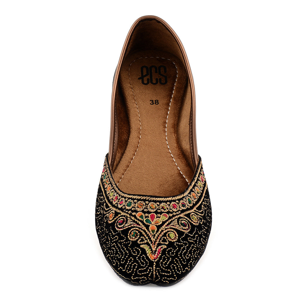 Velvety Embroidered Khussa