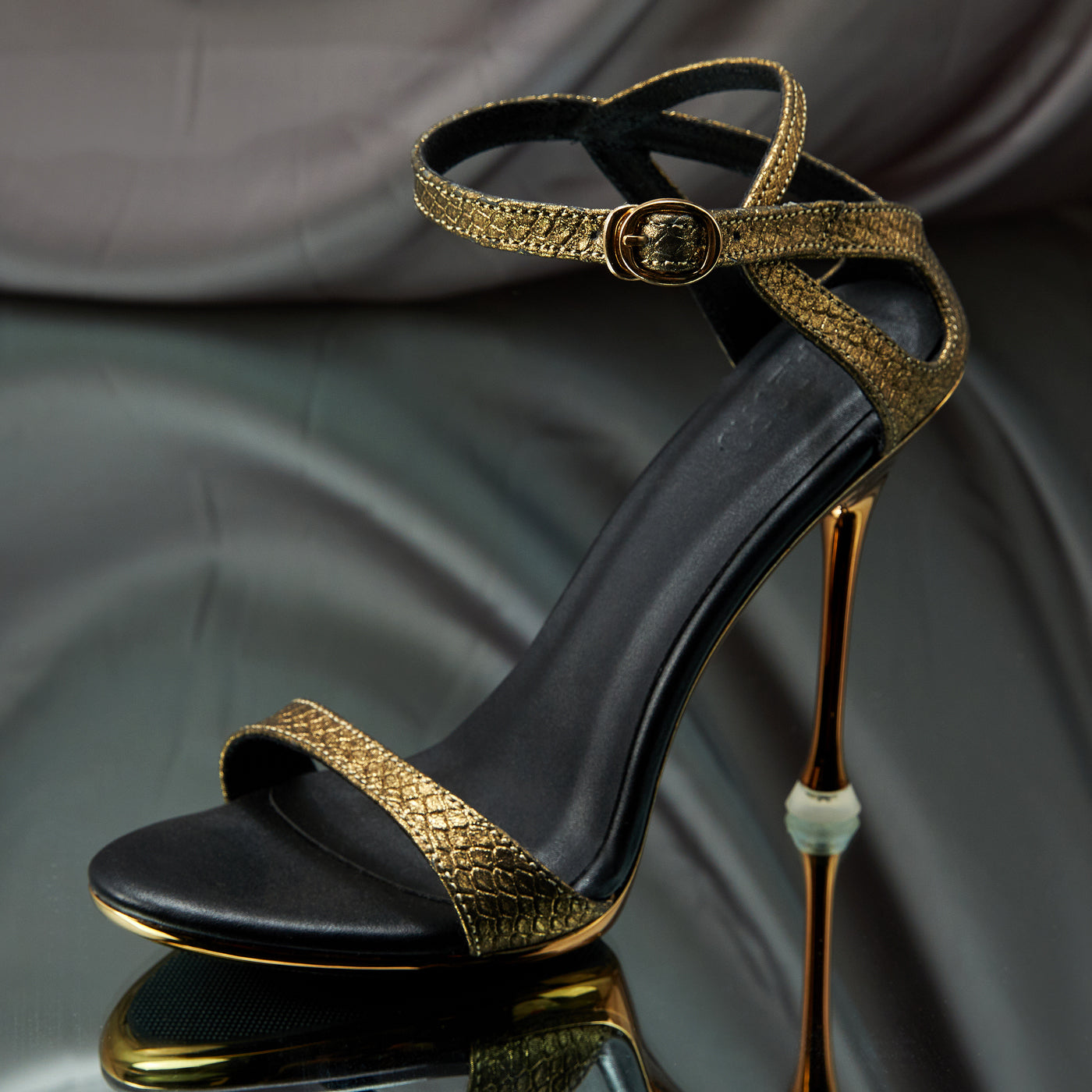 Glitter Platform