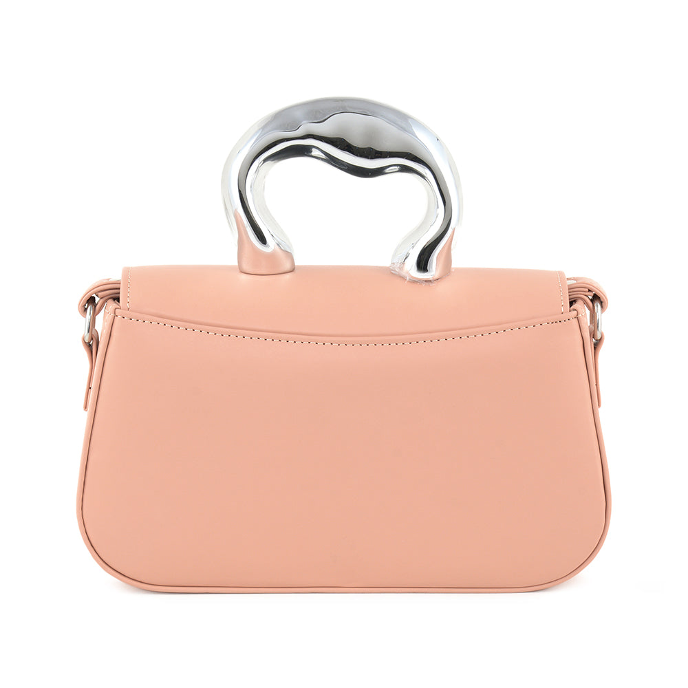 versatile-lock-shoulder-bag