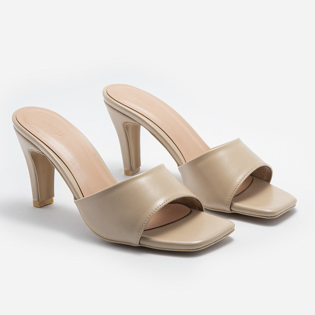 Glossy Sandal