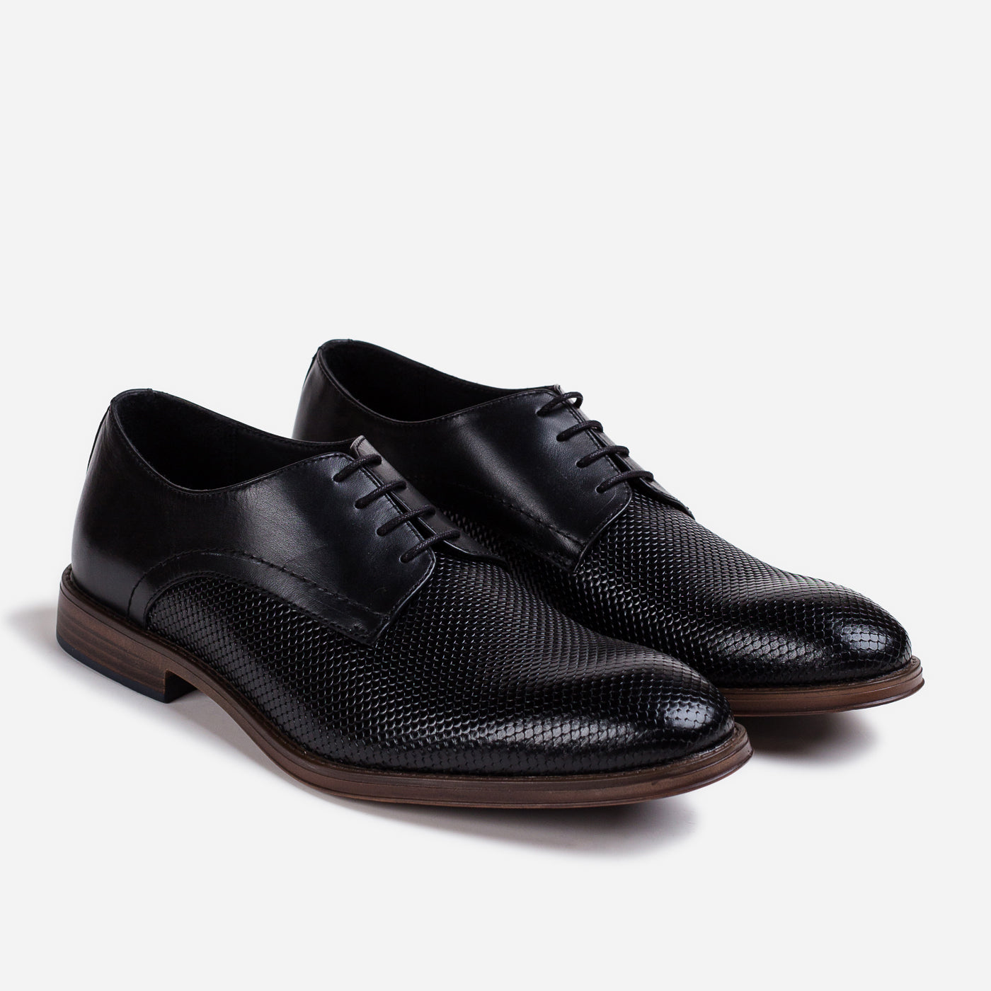 Textured Derby