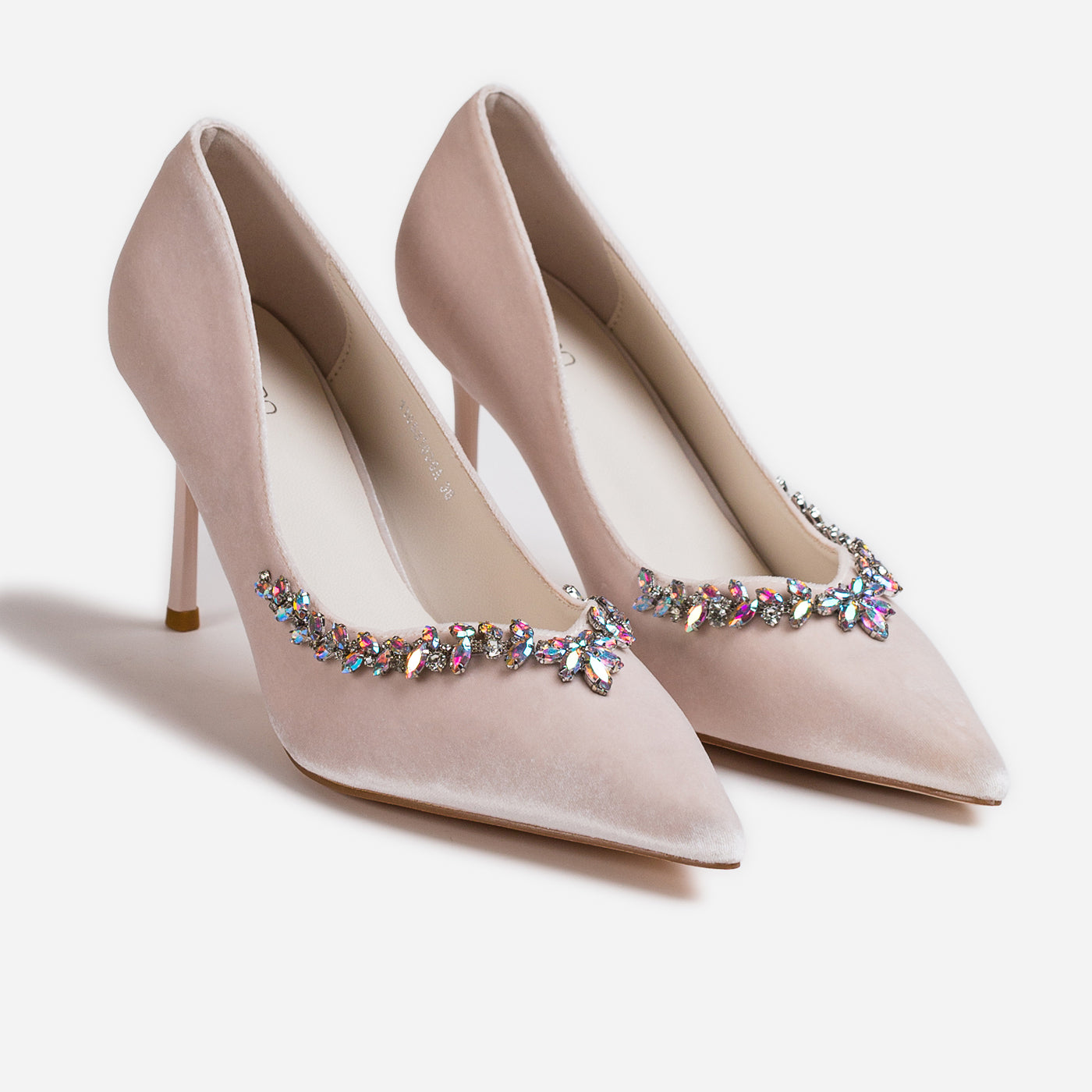Velvetina Pump