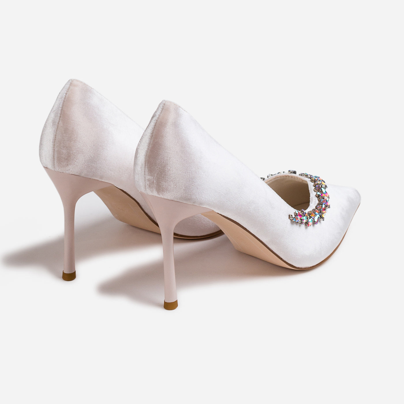 Velvetina Pump