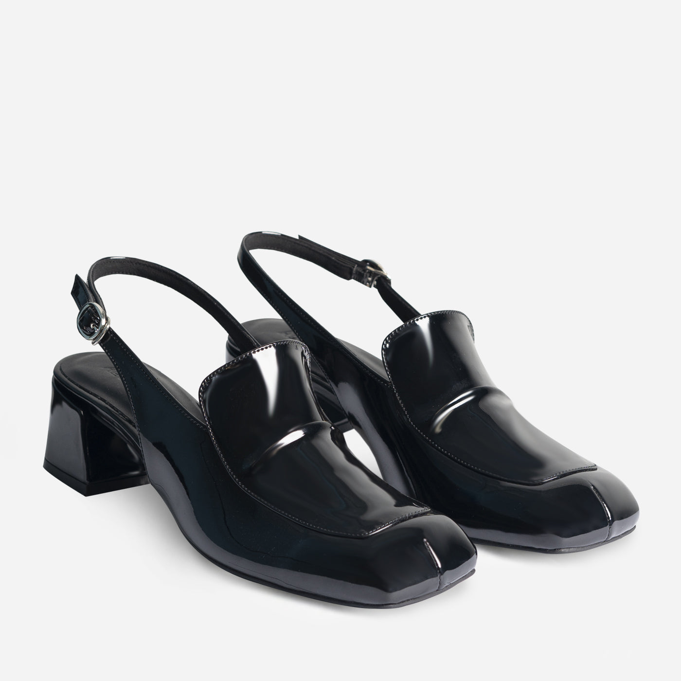Vogue Pleat Statement