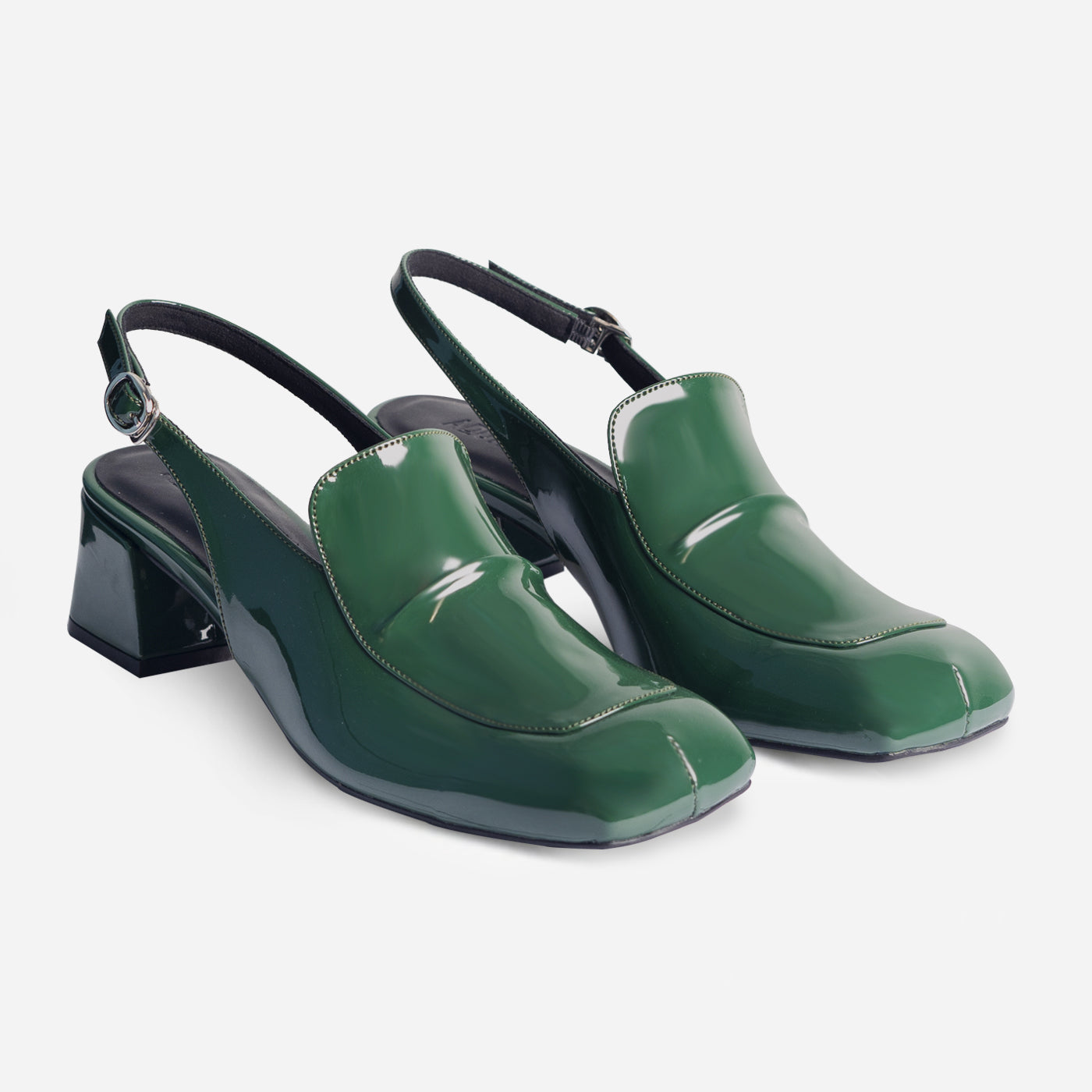 Vogue Pleat Statement